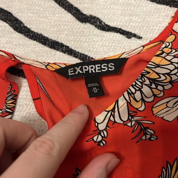 Express Blouse M - Picture 2 of 3